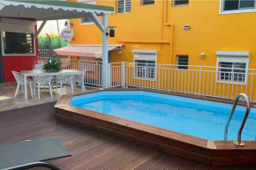 Appartement charmant à Les Abymes avec piscine privée, 60m²
